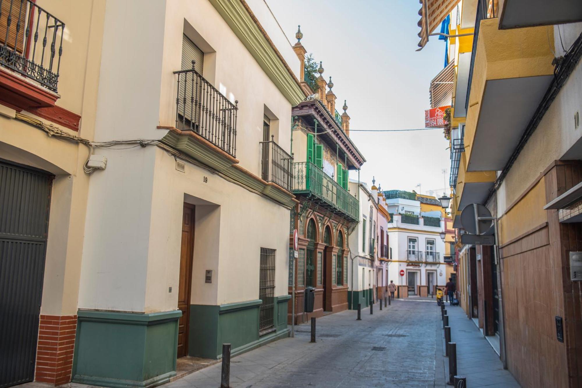 Apartamentos Luxury Puente De Triana Sevilla Eksteriør bilde