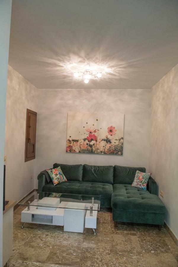Apartamentos Luxury Puente De Triana Sevilla Eksteriør bilde